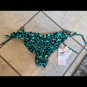 Maaji Tabby Cat Sunny bottom